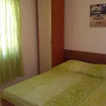 Apartament Family-friendly With Swimming Pool - Lozice, - 13569 *