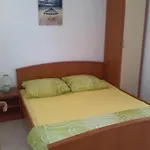 Apartament Family-friendly With Swimming Pool - Lozice, - 13569 *