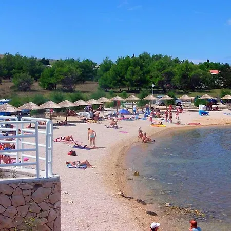 Family Friendly With A Swimming Pool - Lozice, - 13569 Vir